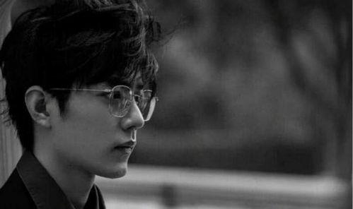 娱乐吃瓜顶级流量小生